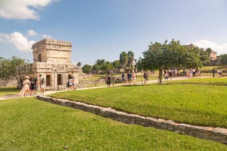 Escursione a Tulum e Coba: due siti Maya affascinanti Escursione a Tulum e Coba: due siti Maya affascinanti