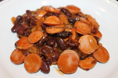 Secondi: Padellata wurstel e fagioli Secondi: Padellata wurstel e fagioli