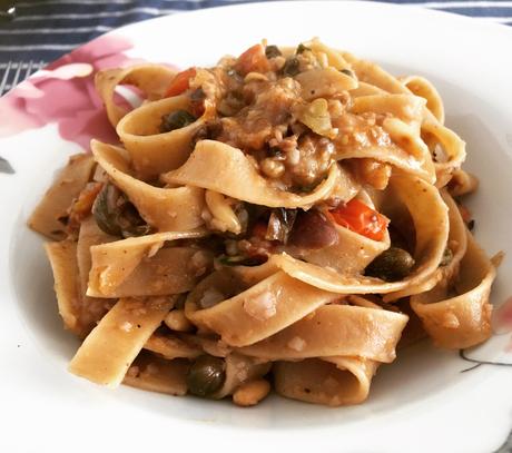 Tagliatelle integrali alla eoliana Tagliatelle integrali alla eoliana