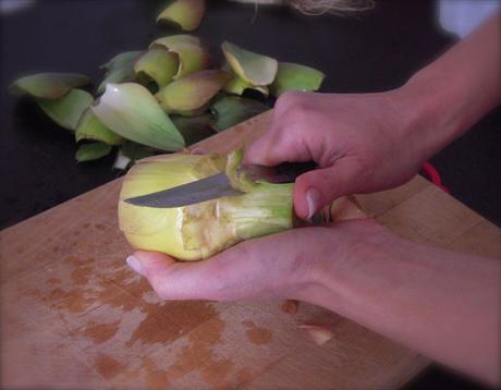 carciofi con il tappo d’uovo e cuore ripieno carciofi con il tappo d’uovo e cuore ripieno