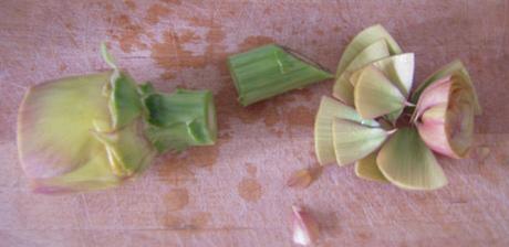 carciofi con il tappo d’uovo e cuore ripieno carciofi con il tappo d’uovo e cuore ripieno