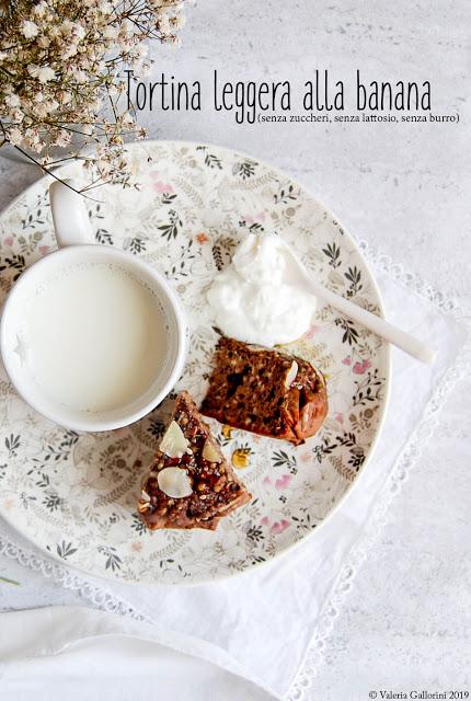 Tortina da colazione alla banana senza zucchero e senza lattosio Tortina da colazione alla banana senza zucchero e senza lattosio
