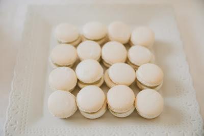 Intrecci di eucalipto e ulivo: un cake topper Intrecci eucalipto ulivo: cake topper