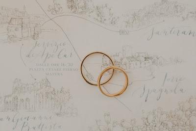 Intrecci di eucalipto e ulivo: un cake topper Intrecci eucalipto ulivo: cake topper