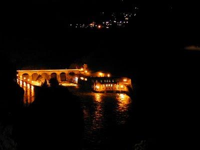 POESIE  IN  VETRINA  :  DR