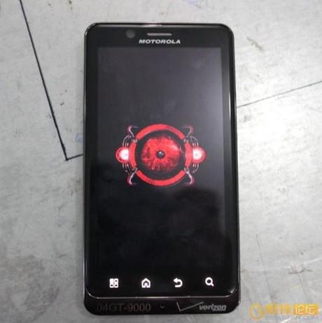 248939 1998800203175 1038615681 2250841 3077936 n1 527x530 Motorola Droid Bionic, ecco il nuovo mostro di Motorola !