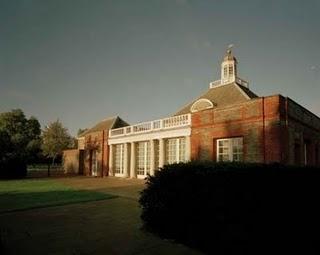 The Serpentine Pavillon. Merita farci un salto!