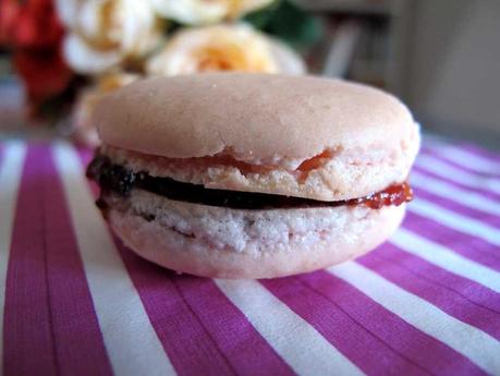 Macarons al lampone