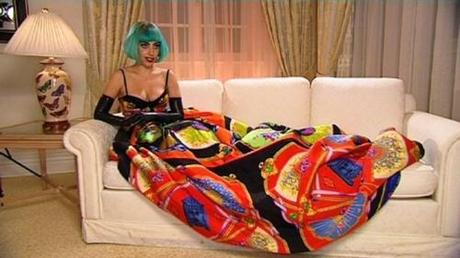 Lady Gaga intervistata da Jan Christian Zeller per la radio 1Live