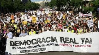 “No nos moveran!” - Cosa sta succedendo in Spagna?