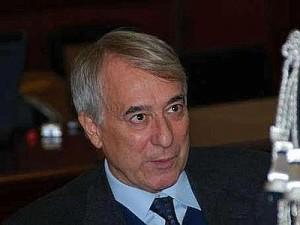 Quando il cronista del TG1 fa domande scomode su Battisti a Pisapia…