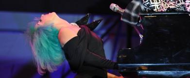 Europride: Lady Gaga in favore dei gay piange e si sfoga