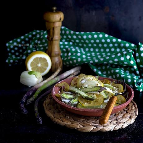 Asparagi in insalata con limoni caramellati nello sciroppo d’acero, feta e finocchio Asparagi in insalata con limoni caramellati nello sciroppo d’acero, feta e finocchio