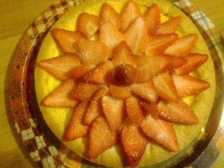 Crostata alla crema e fragole Crostata alla crema e fragole