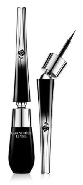 LI HO SCELTI! SONO GLI EYELINER CHE MI SENTO DI CONSIGLIARTI SCOPRILI ORA LI HO SCELTI! SONO GLI EYELINER CHE MI SENTO DI CONSIGLIARTI SCOPRILI ORA