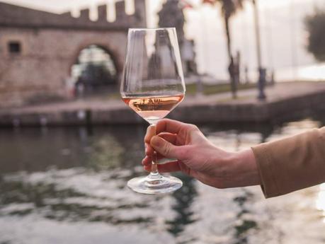 La rivincita del vino rosè: nasce l’Istituto del Vino Rosa Autoctono Italiano La rivincita del vino rosè: nasce l’Istituto del Vino Rosa Autoctono Italiano