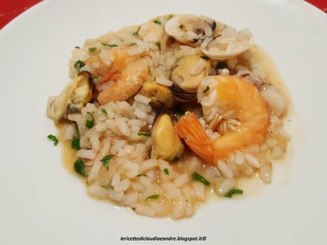 Riso ai frutti di mare https://lericettediclaudiaeandre.blogspot.com/