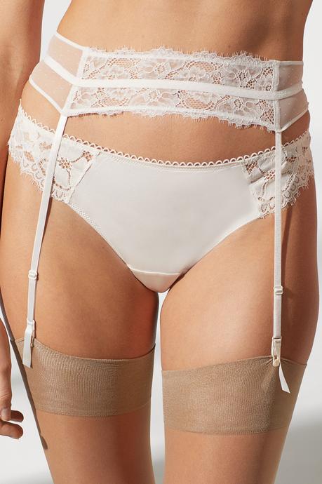 AGGIORNA IL CASSETTO DELLA BIANCHERIA INTIMA CON LE ULTIME NOVITÀ H&M AGGIORNA IL CASSETTO DELLA BIANCHERIA INTIMA CON LE ULTIME NOVITÀ H&M