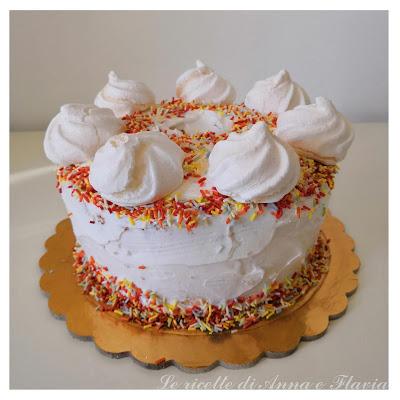 Angel cake decorata Angel cake decorata