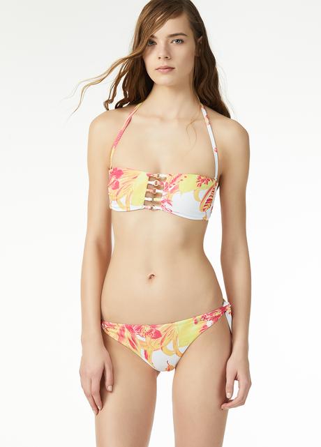 COLORATISSIMA E RICCA DI FASCINO.. È LA BEACHWEAR 2019 LIU JO SCOPRILA ORA! COLORATISSIMA E RICCA DI FASCINO.. È LA BEACHWEAR 2019 LIU JO SCOPRILA ORA!