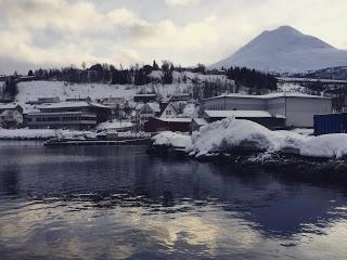 Il mondo ai confini del mondo - Lyngenfjord 2019 Il mondo ai confini del mondo - Lyngenfjord 2019