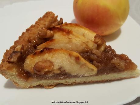 Crostata con mele e noci https://lericettediclaudiaeandre.blogspot.com/