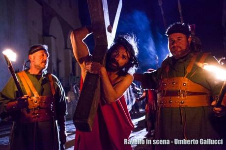Ravello. L’eccezionale Via Crucis con 300 figuranti per la Santa Pasqua: le info Ravello. L’eccezionale Via Crucis con 300 figuranti per la Santa Pasqua: le info