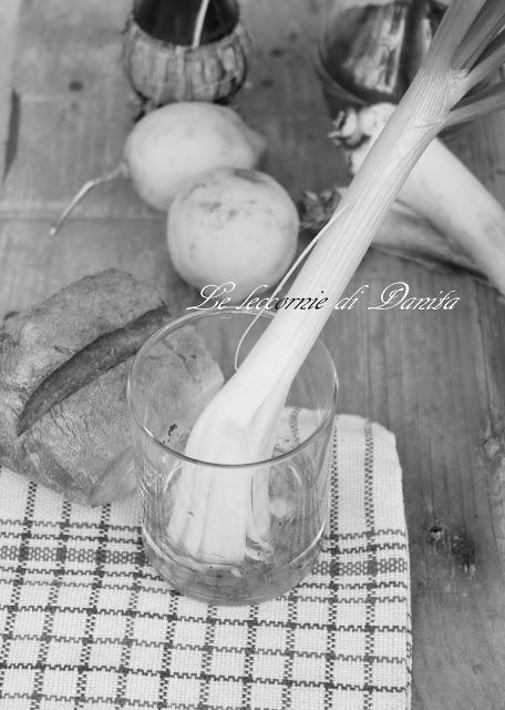Ricordi culinari: cipolle a strica sali Ricordi culinari: cipolle a strica sali