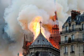 Il rogo di Notre Dame e il karma del Capricorno Il rogo di Notre Dame e il karma del Capricorno