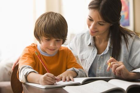 E da oggi, basta scuola! La nostra esperienza di HomeSchooling! E da oggi, basta scuola! La nostra esperienza di HomeSchooling!