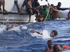 Migranti:pesante bilancio naufragio largo delle coste della Tunisia