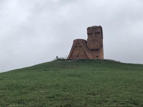 Dall’Armenia a Nagorno Karabakh: viaggio nel giardino nero del Caucaso Dall’Armenia a Nagorno Karabakh: viaggio nel giardino nero del Caucaso