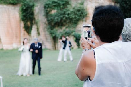 10 consigli per fotografare matrimoni come un professionista (anche se parti da zero) 10 consigli per fotografare matrimoni come un professionista (anche se parti da zero)