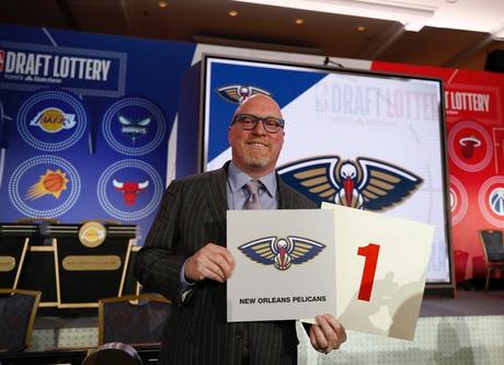 La dea bandata bacia i Pelicans! Vincono la Lotteria e avranno Zion Williamson La dea bandata bacia i Pelicans! Vincono la Lotteria e avranno Zion Williamson