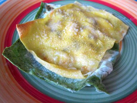 Raviolo aperto con melanzane ed erba cipollina