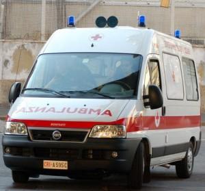 ambulanza 118 croce rossa emergenza