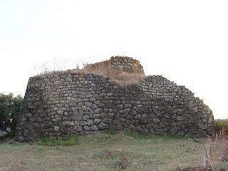 Archeologia Sarda: AREA  ARCHEOLOGICA “ILOI”,  SEDILO