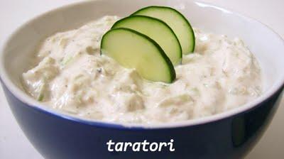 taratori (zuppa di cetrioli e yogurt)