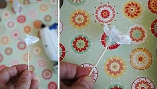 La torta con i fiori di carta