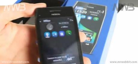 Nokia X7 contenuto della confezione
