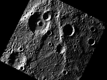 Mercurio analizzato in dettaglio da Messenger