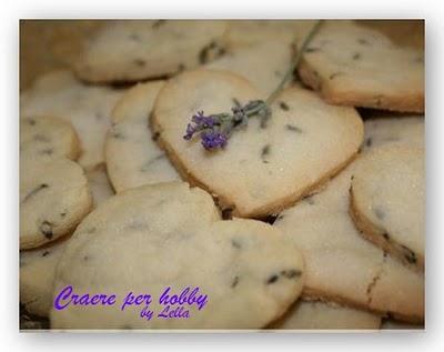 Biscotti alla lavanda