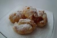 FAGOTTINI DI ALBICOCCHE E AMARETTI