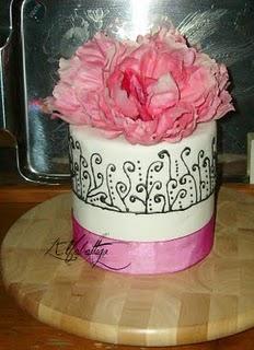 Torta con peonie ^^ /ovvero torta di prova per matrimoni