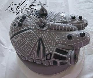 Millenium Falcon cake/ torta Millenium Falcon Star Wars