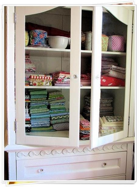 Shabby chic on Friday: shabby armoire...