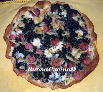 Un delizioso tortino rustico da mangiare in compagnia e a suon di musica….