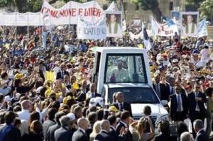 Troppa richiesta, la Messa del Papa a Berlino si sposta allo Stadio Olimpico