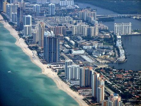 miami 100 Exquisite Airplane Window Shots