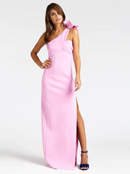 SONO 25 GLI ABITI SELEZIONATI PER SFOGGIARE UN LOOK UNICO! SONO 25 GLI ABITI SELEZIONATI PER SFOGGIARE UN LOOK UNICO!